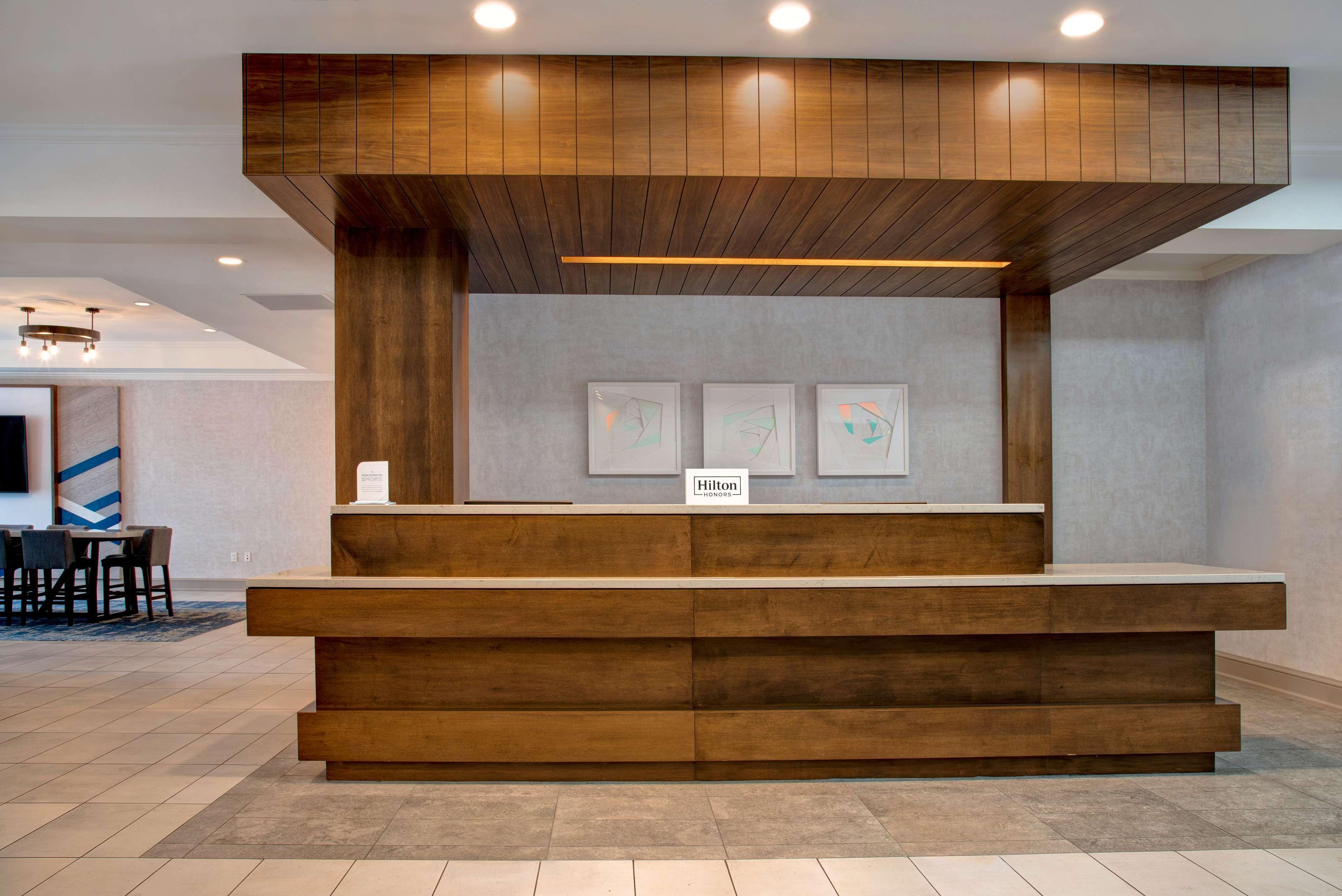 Hilton Garden Inn Kansas City/Kansas Экстерьер фото