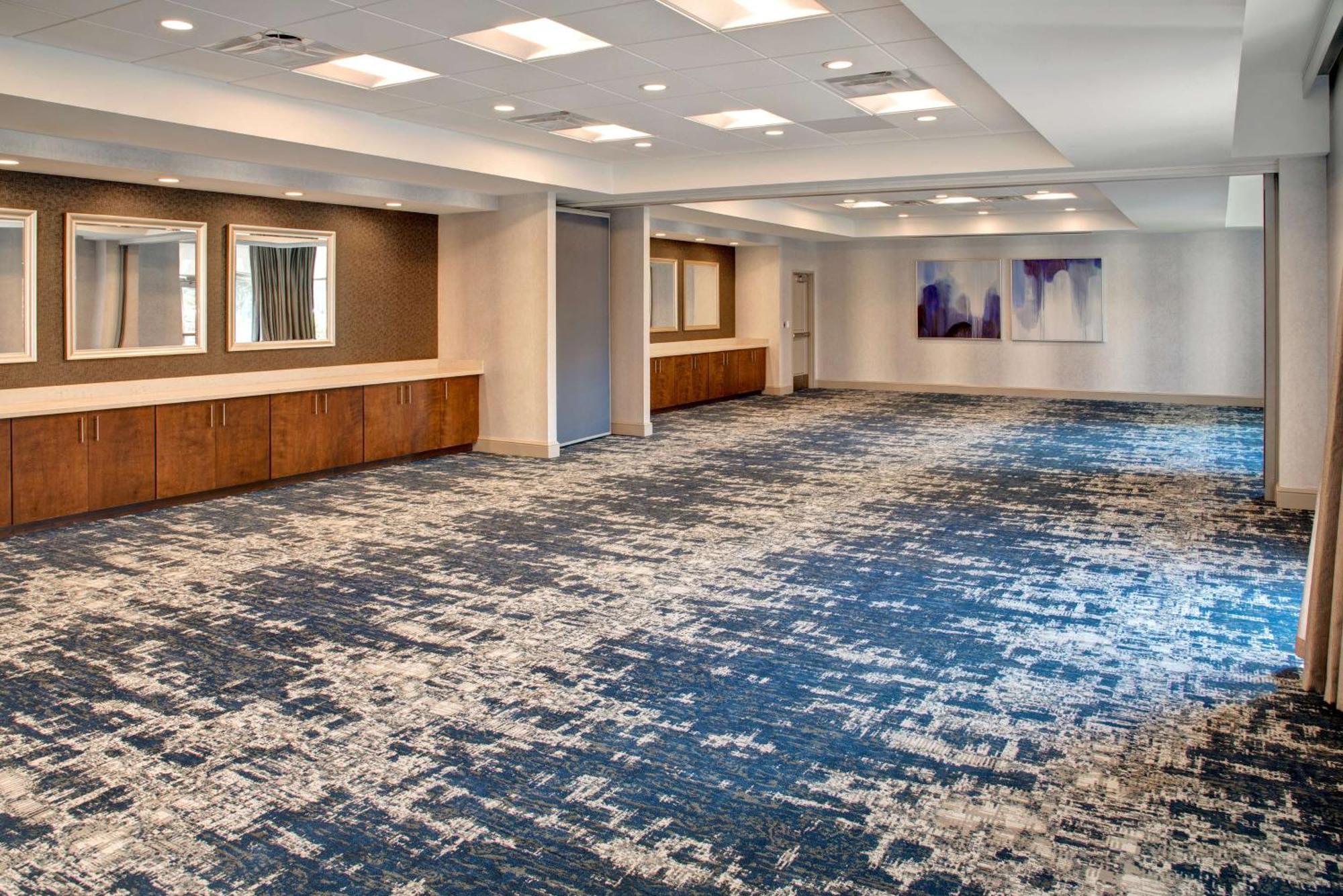 Hilton Garden Inn Kansas City/Kansas Экстерьер фото