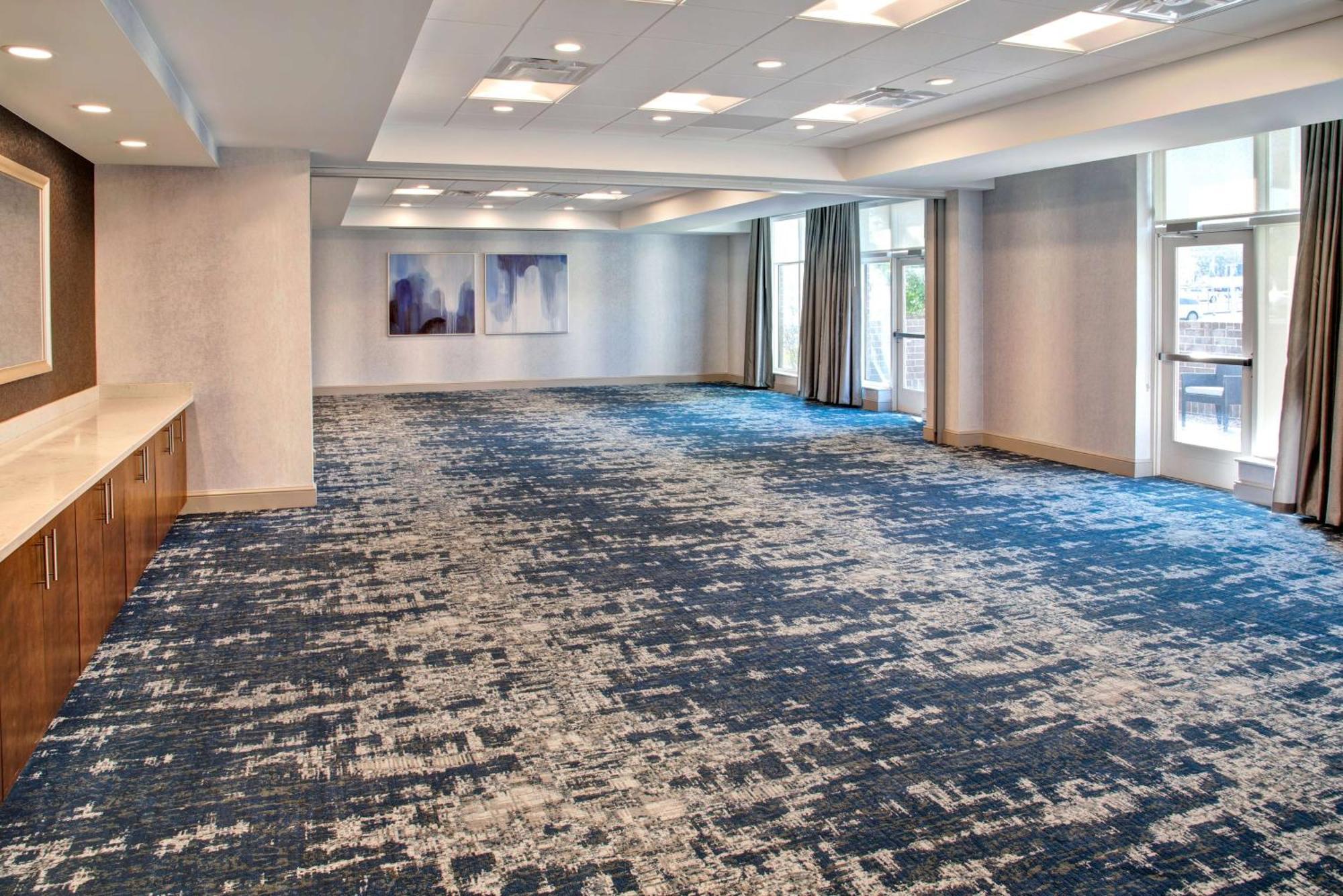 Hilton Garden Inn Kansas City/Kansas Экстерьер фото